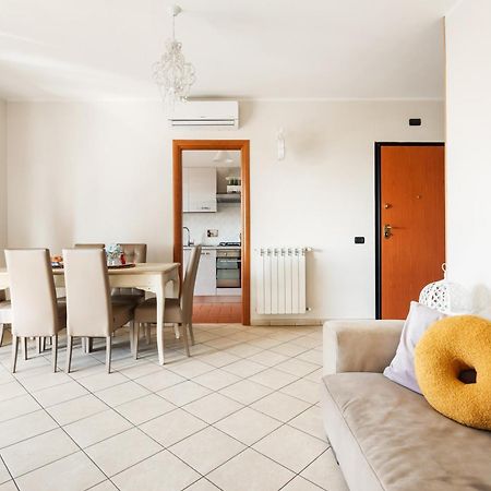 Casa Vacanze Giramondo Fiumicino Phòng bức ảnh