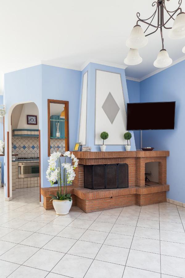 Casa Vacanze Giramondo Fiumicino Ngoại thất bức ảnh