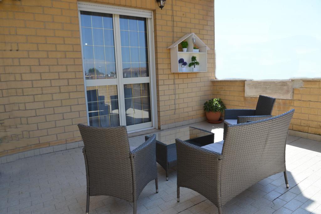 Casa Vacanze Giramondo Fiumicino Ngoại thất bức ảnh